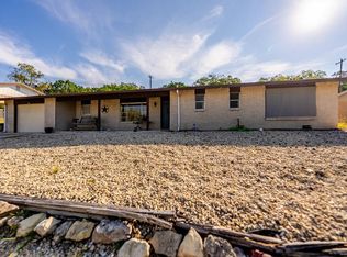 211 Poco Vista Dr S, Kerrville, TX 78028