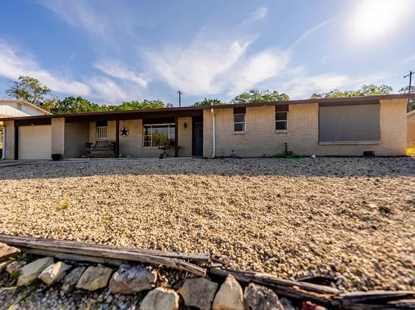 211 Poco Vista Dr S, Kerrville, TX 78028