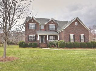 210 Castles Gate Dr, Mooresville, NC 28117