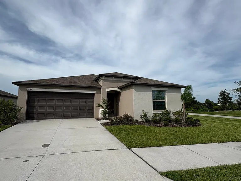 8598 Parsons Hill Blvd — Photo 1
