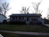 1st image of 901 Pearson Dr