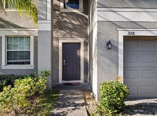 328 Shell Manor Dr, Ruskin, FL 33570