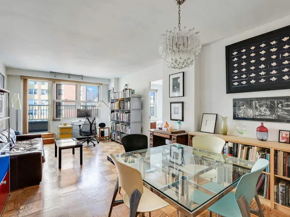 305 East 24th Street image 1 of 7