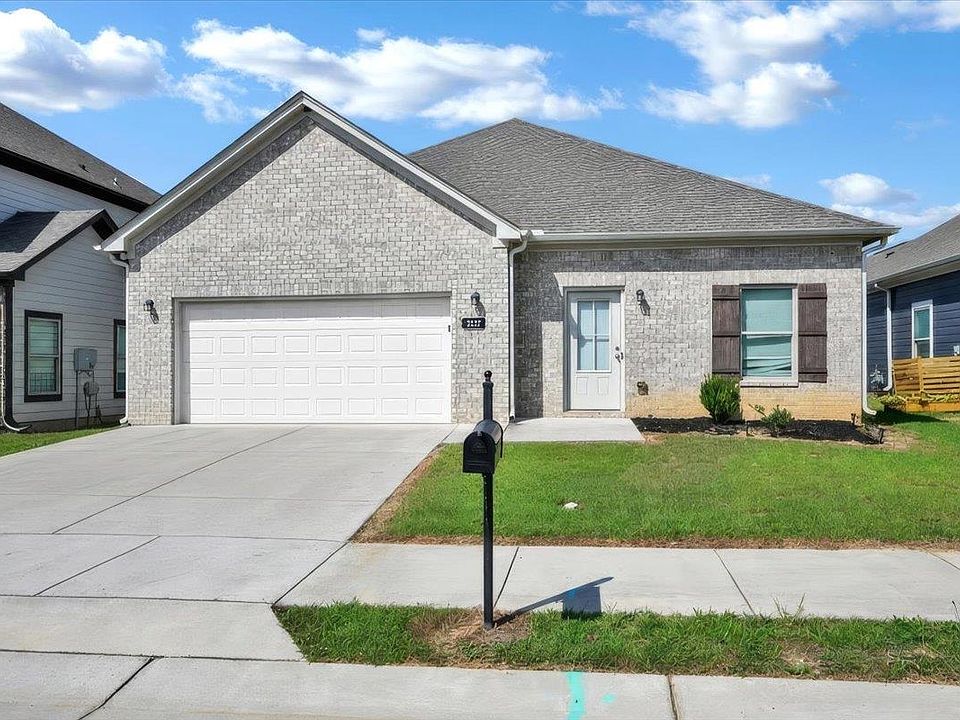 1st image of 2137 Sullivan Dr
