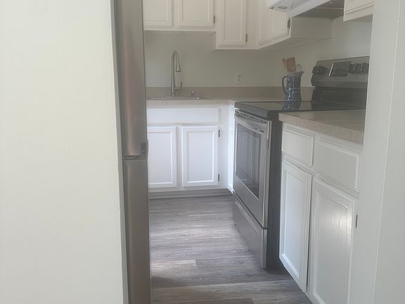 4th image of 3346 S Wakefield St APT A1