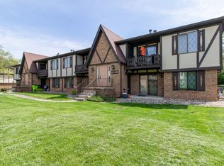 2018 Tracy Dr APT 1, Bloomington, IL 61704