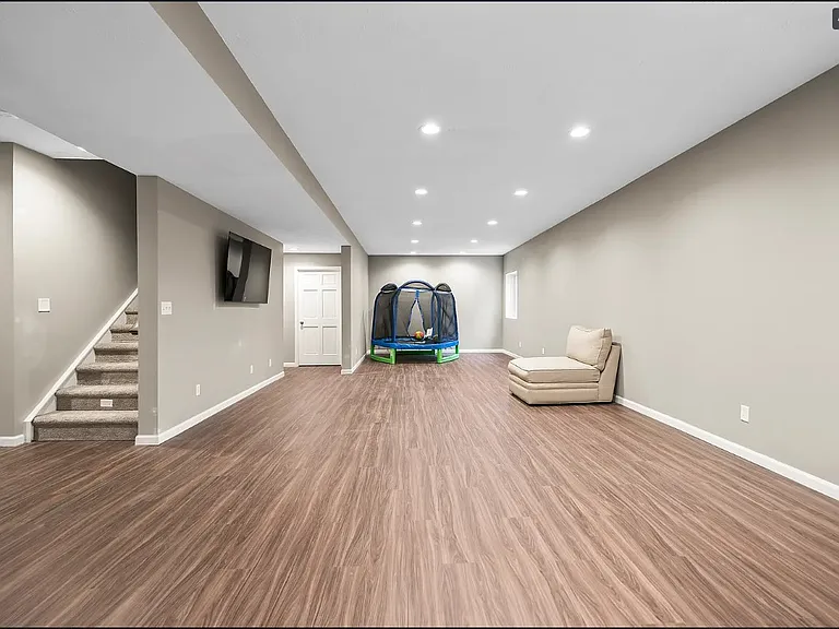 16492 Wilsons Farm Dr — Photo 32