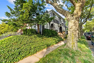 42 Avenue B