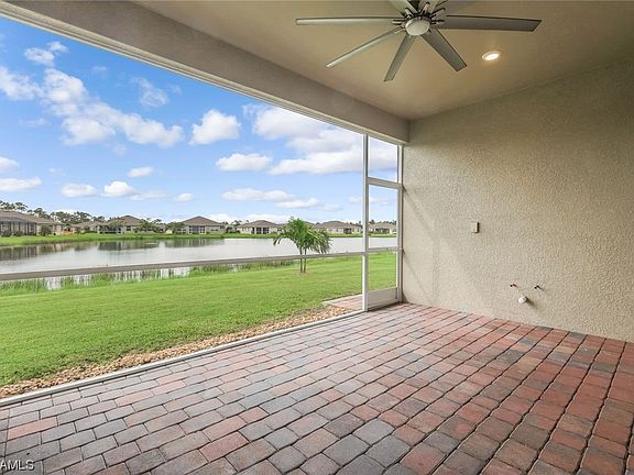 4th image of 3194 Amadora Cir