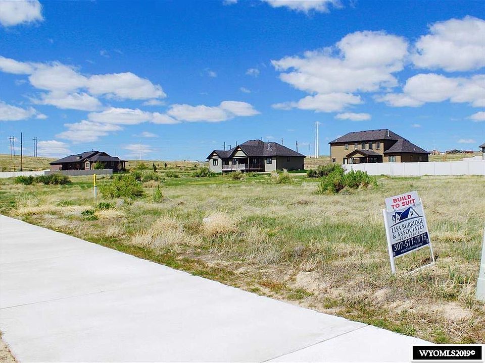 2nd image of 6082 River Park Dr