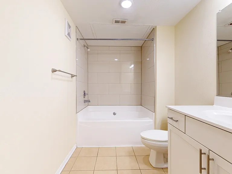The Carriage Homes at Wyndham — Photo 39