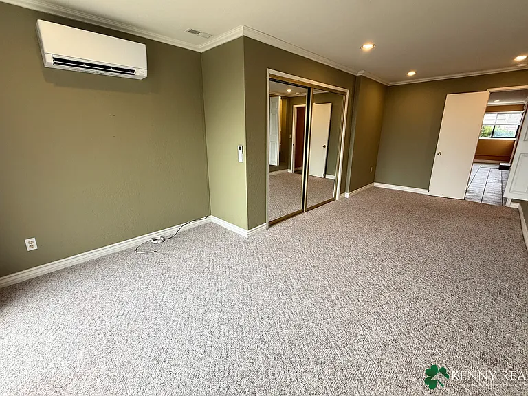 72 Crestview Ave #B — Photo 6