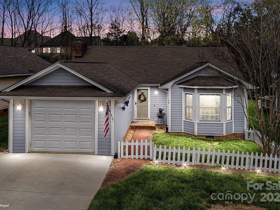 1st image of 2922 Cherry Blossom Ct