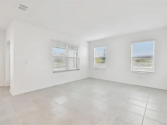 5657 Tripoli Dr — Photo 17