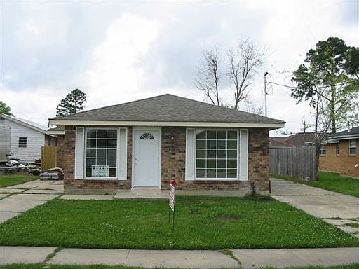 1st image of 512 Chalmette Ave