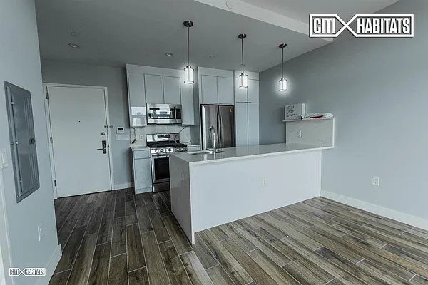 Rented by Citi Habitats | media 12