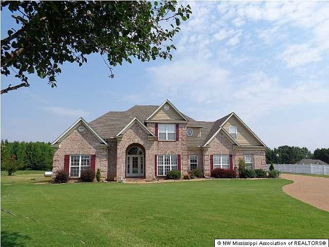 1st image of 144 Lori Ln