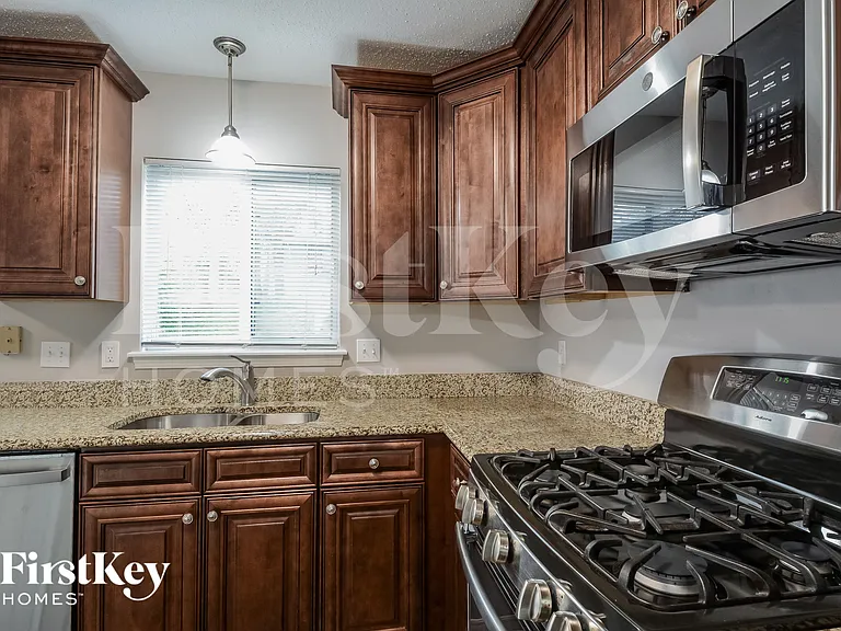 457 Oak Glen Dr — Photo 7
