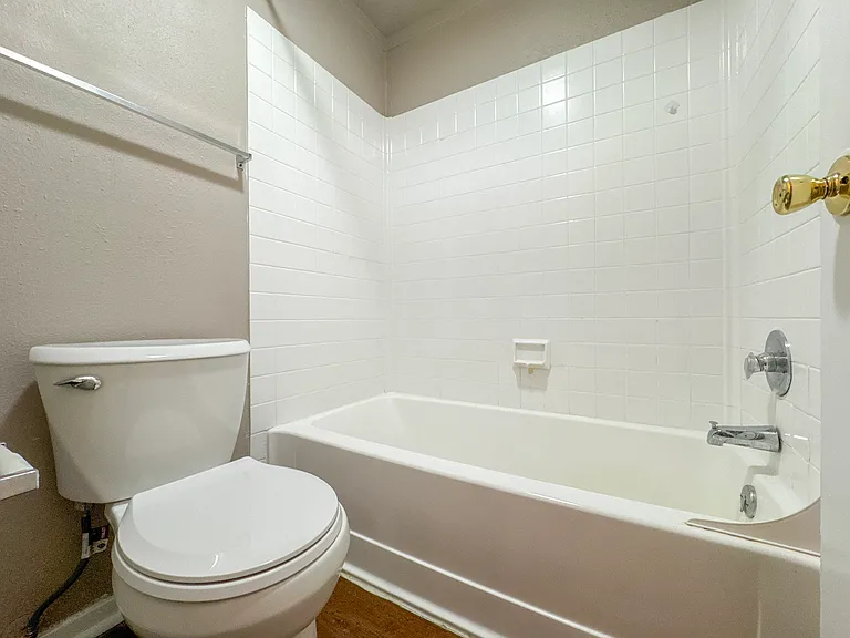 Autumn Chase Apartments — Photo 19