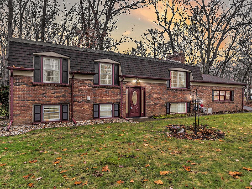 1st image of 837 Sylvan Dr