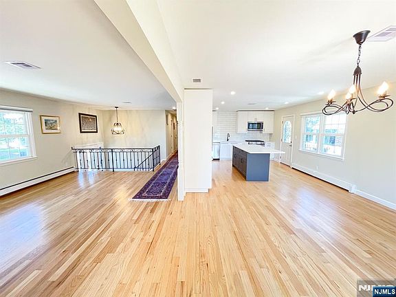 4th image of 5 Hillside Terrace