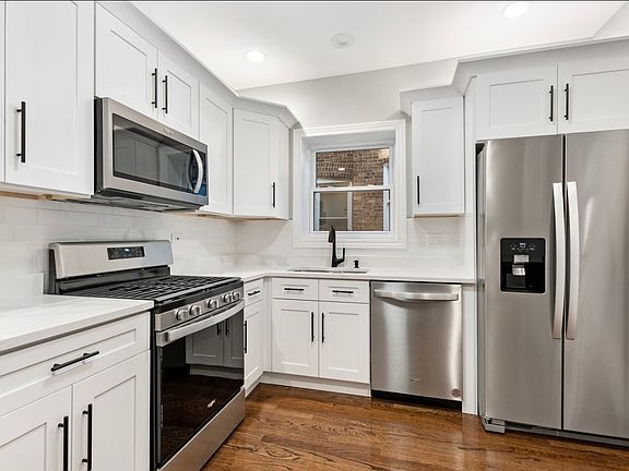 3rd image of 7816 S Constance Ave Unit 1