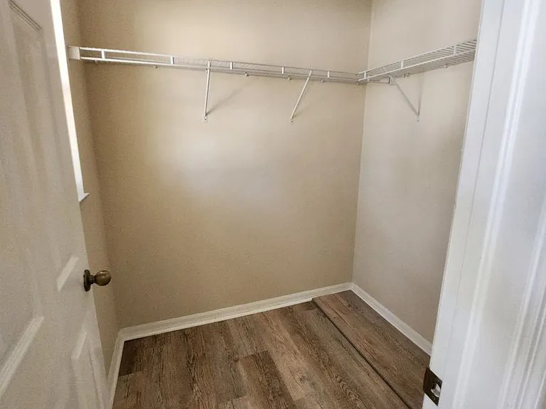 160 Scotch St SW — Photo 6