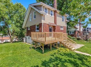 5458 Montgomery Rd, Cincinnati, OH 45212