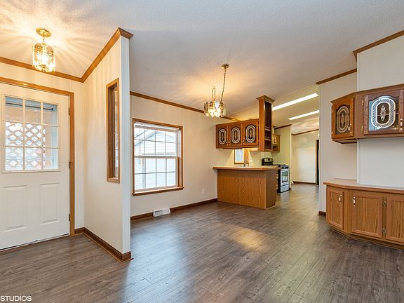 5th image of 25751 Scioto Dr