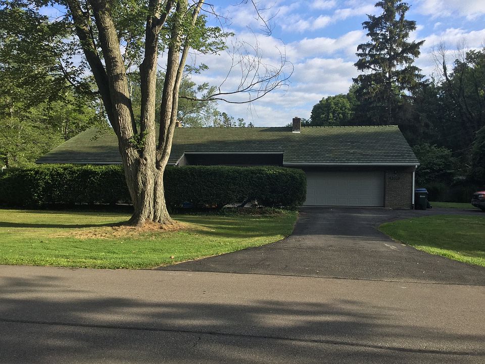 1st image of 8391 Mapleway Dr