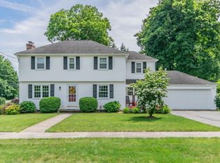 5 Crescent Rd, Longmeadow, MA 01106
