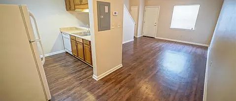 5th image of 2365 Parrot Ln