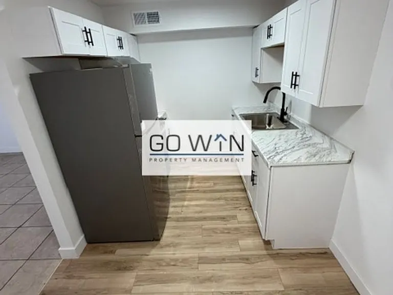 54 W Southern Ave — Photo 16