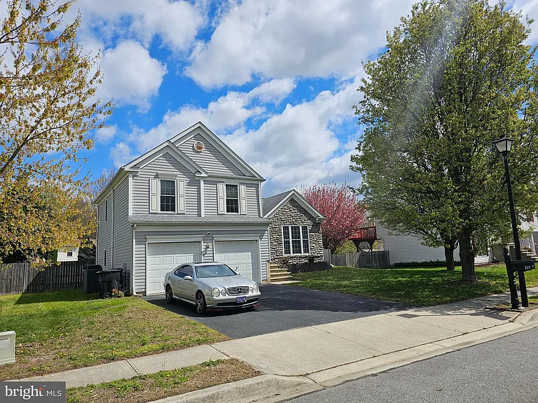 217 Falmouth Way — Photo 3