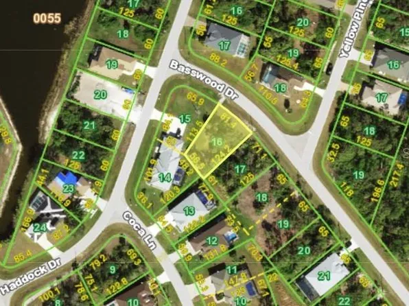 116 Basswood Dr #16, Rotonda West, FL 33947