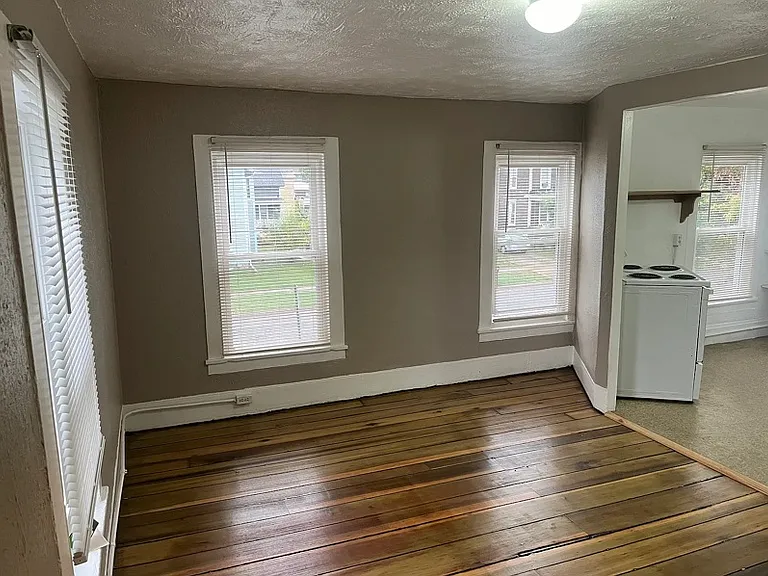 506 Emmet St #2 — Photo 4