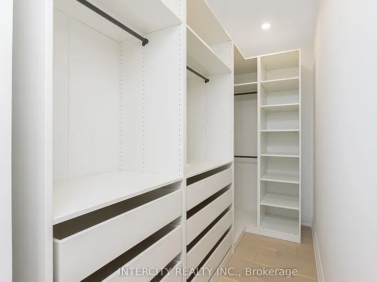 21 Nelson St #LPH32 — Photo 26