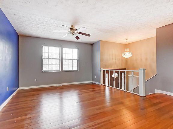 4th image of 2394 Fernwood Ave