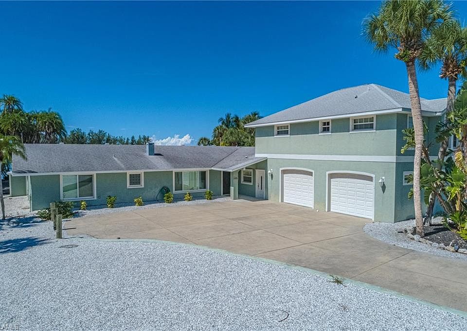 1st image of 225 Green Dolphin Dr