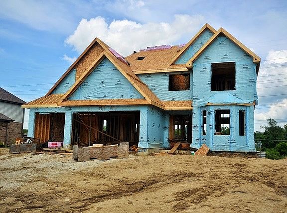 4th image of 20642 Orchard Ct