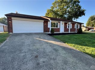 2015 Iowa Dr, Xenia, OH 45385