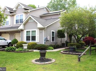 521 Dover Cir, Glassboro, NJ 08028