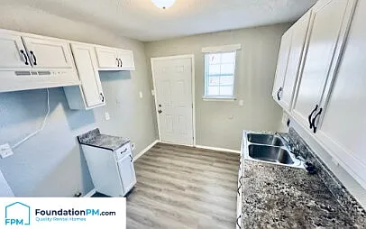 276 W Davant Ave — Photo 3