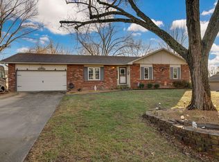 2240 W Alta Street, Springfield, MO 65810