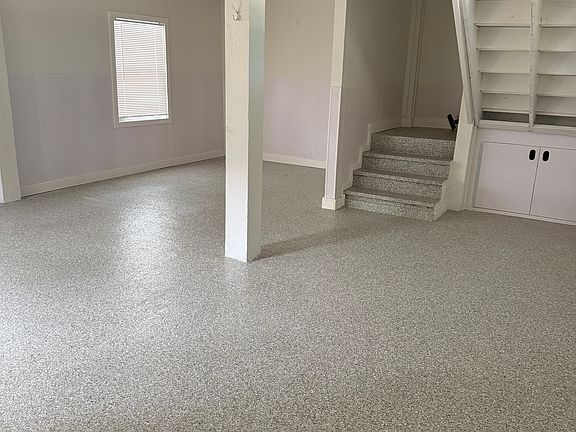 4th image of 51 84th Ave