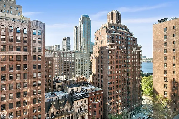 Sold by Brown Harris Stevens | media 15