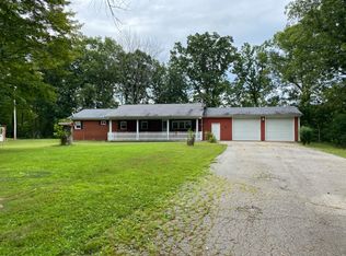 424 Stewart Frk, Irvine, KY 40336