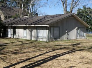 512 Lake Cavalier Rd, Madison, MS 39110