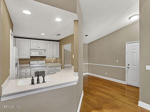4th image of 200 IRONWOOD Drive #234