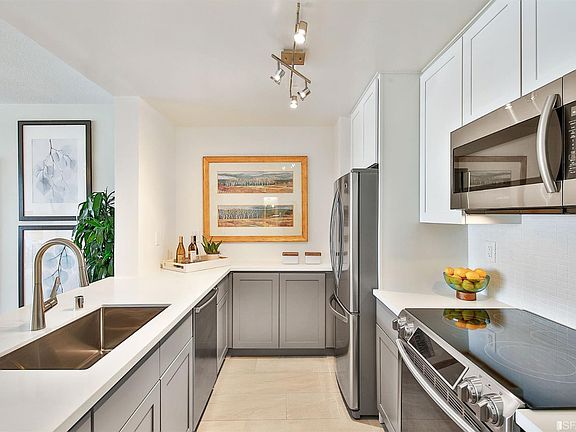 2nd image of 300 3rd St APT 319
